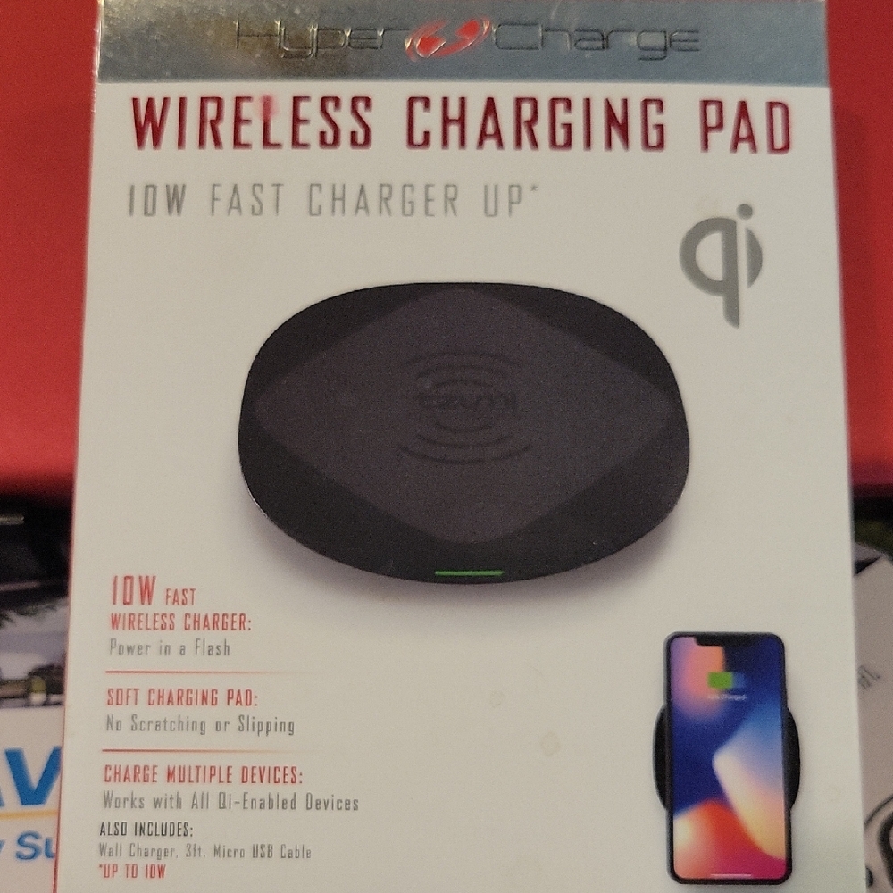 Black Fast Wireless Charger for Qi-Enabled Devices